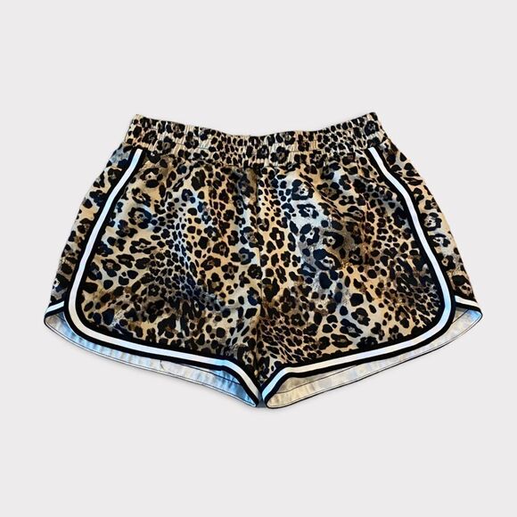 Leopard Print Mini Shorts - Picture 4 of 5